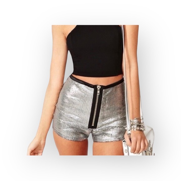 UNIF x Nasty Gal ☻ Sequin Short Hot Shorts ☻ Exposed Front Zipper ☻︎ Silver ☻︎ M - Picture 12 of 17